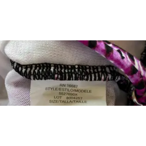 Swim Solutions New Women’s Purple Swimsuit SIZE 16 Peplum skirt One Piece - Picture 2 of 4